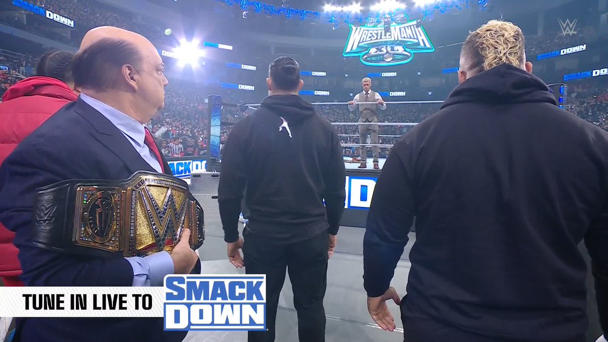 HE'S NOT ALONE. 😏 Bad news for Roman Reigns, Cody Rhodes was one step ahead of him. While #TheBloodline's Solo Sikoa and Jimmy Uso were hiding in the shadows, so were Seth Rollins and Jey The Usos. #SmackDown