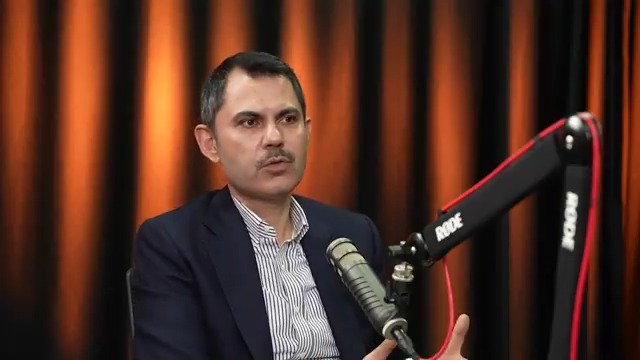 🗣️ Cüneyt Polat: Seçimden galip çıkamazsanız İstanbul neyi kaybeder? 🗣️ Murat Kurum: Çok şey kaybeder. Bizim 1 günde yaptığımızı onlar 1 ayda yapamaz. Aldığımız kararların, yaptığımız işlerin kenarından geçemezler. İstanbul'un ihtiyacı olan şey bu bakış açısı.