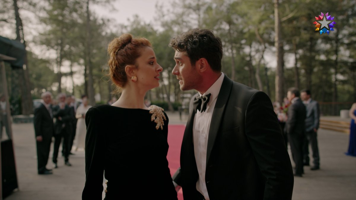 "Aramızda bir şey yok diyorum!" #YanOda yeni bölümüyle STAR TV’de devam ediyor. #YanOda bir OGM Pictures yapımıdır.