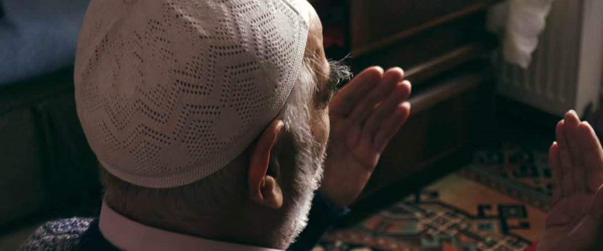 الآن على يوتيوب موشح "إذا ألقى الزمان" كلمات : إيليا أبوماضي ألحان : الموسيقار الدكتور طلال الموسيقار الدكتور طلال توزيع : يحيى الموجي ميكس/ماستر : إيهاب نبيل