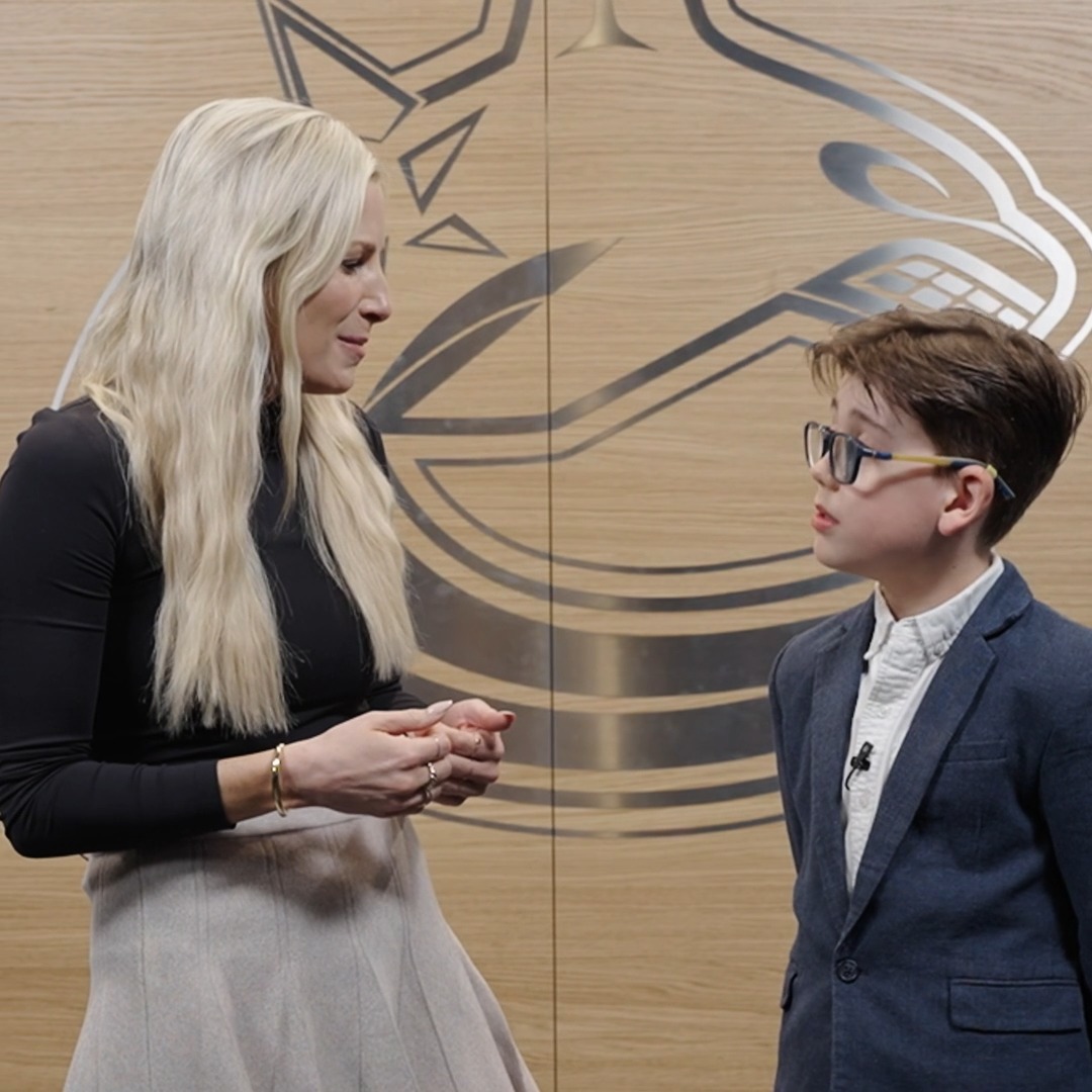 Junior Reporter Zach is back! Kate Pettersen (Canucks Reporter) is joined by #Canucks Junior Reporter Zach to set the scene for tonight’s match up with the Calgary Flames!