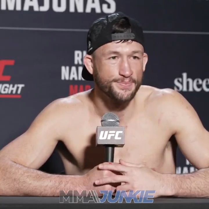 Julian Erosa planned to call out Lia Thomas during his post-win octagon interview at #UFCVegas89. "I don't like cheaters. ... I wanted to encourage him to transition from women's swimming into women's MMA, and then I'll transition into become a woman and beat that dude's ass."
