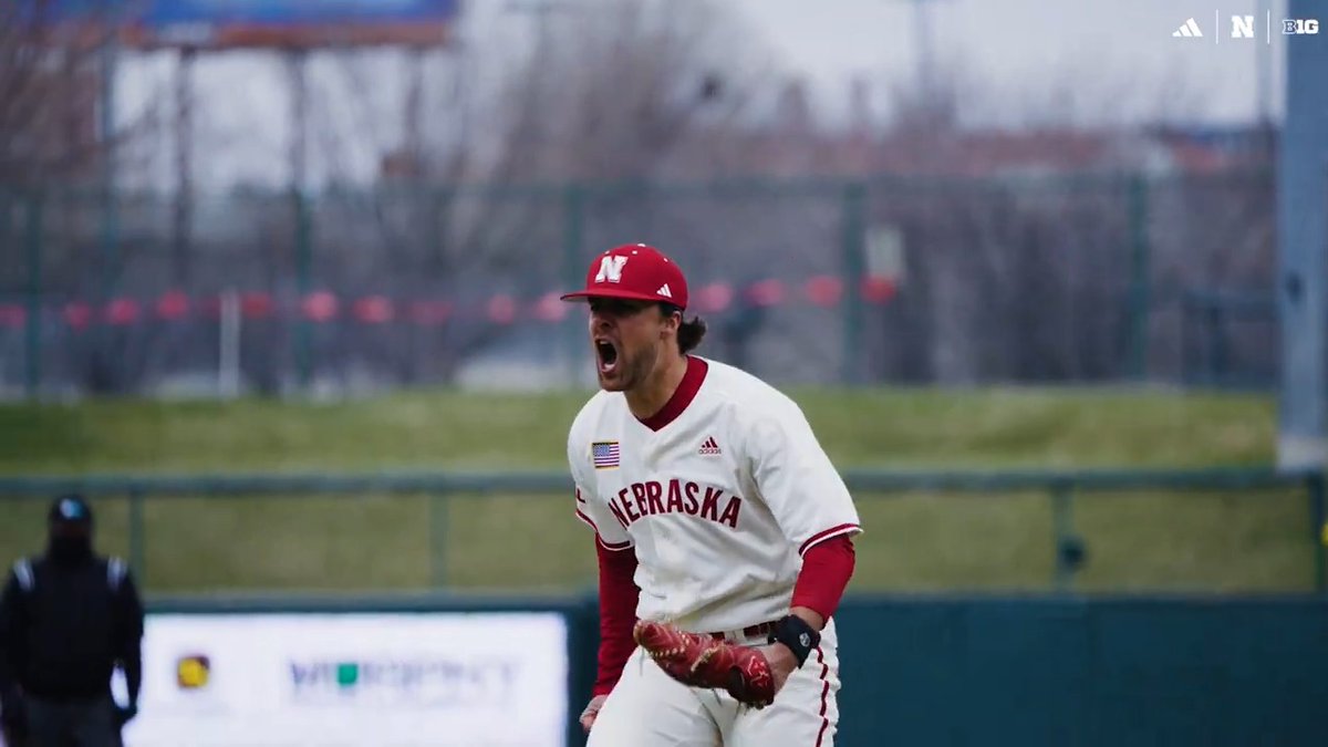 Cold temps. Red Hot Huskers. 🔥 Seven straight dubs 🔥 16 of the last 19