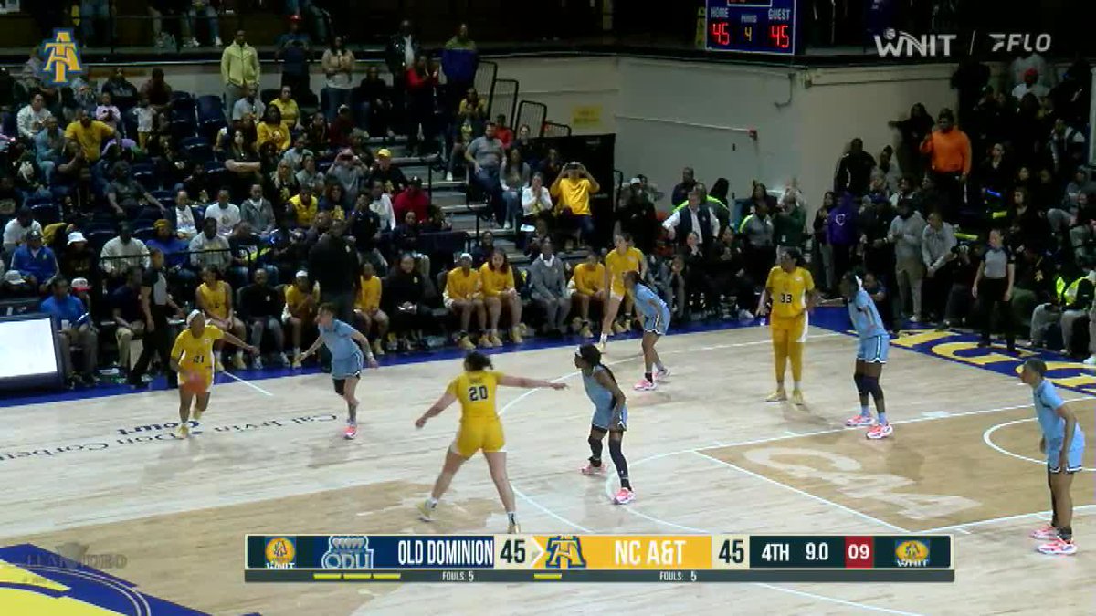 That's how we do it in AGGIE LAND! Maleia Bracone with the game-winning shot🔥🔥