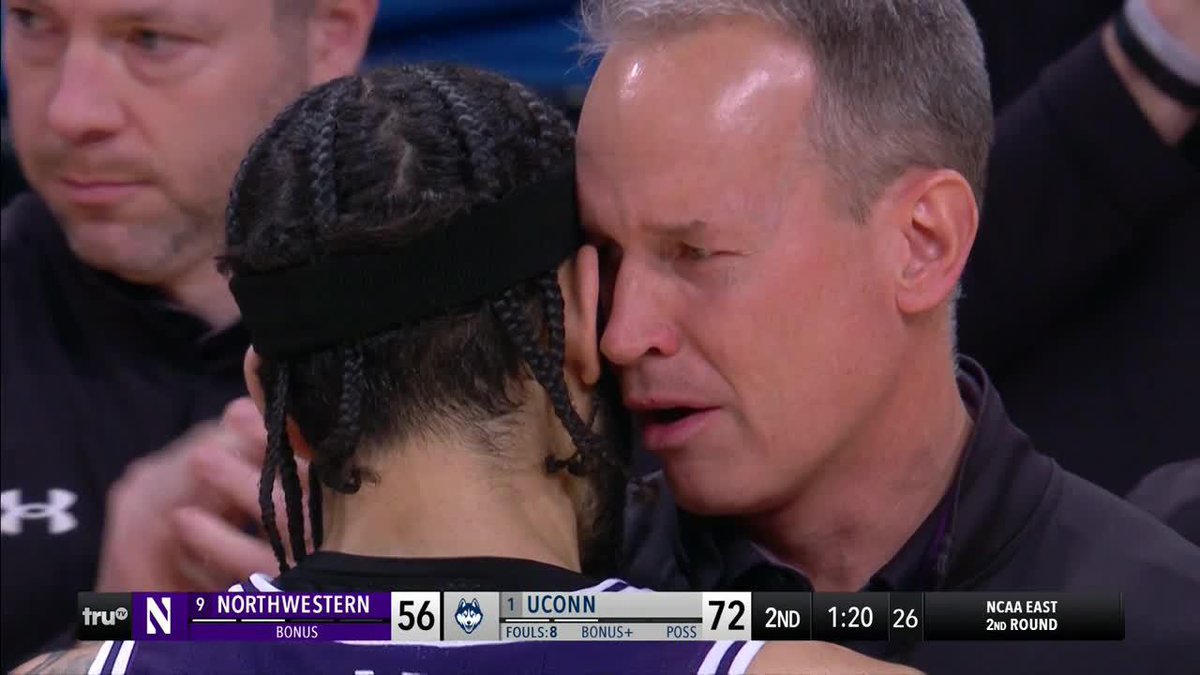Boo Buie checks out for the last time as a Northwestern Basketball player 💜 #MarchMadness