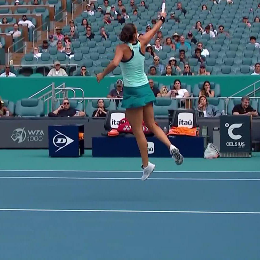 Not sure if Caroline Garcia or Suzanne Lenglen 💃🇫🇷 #MiamiOpen