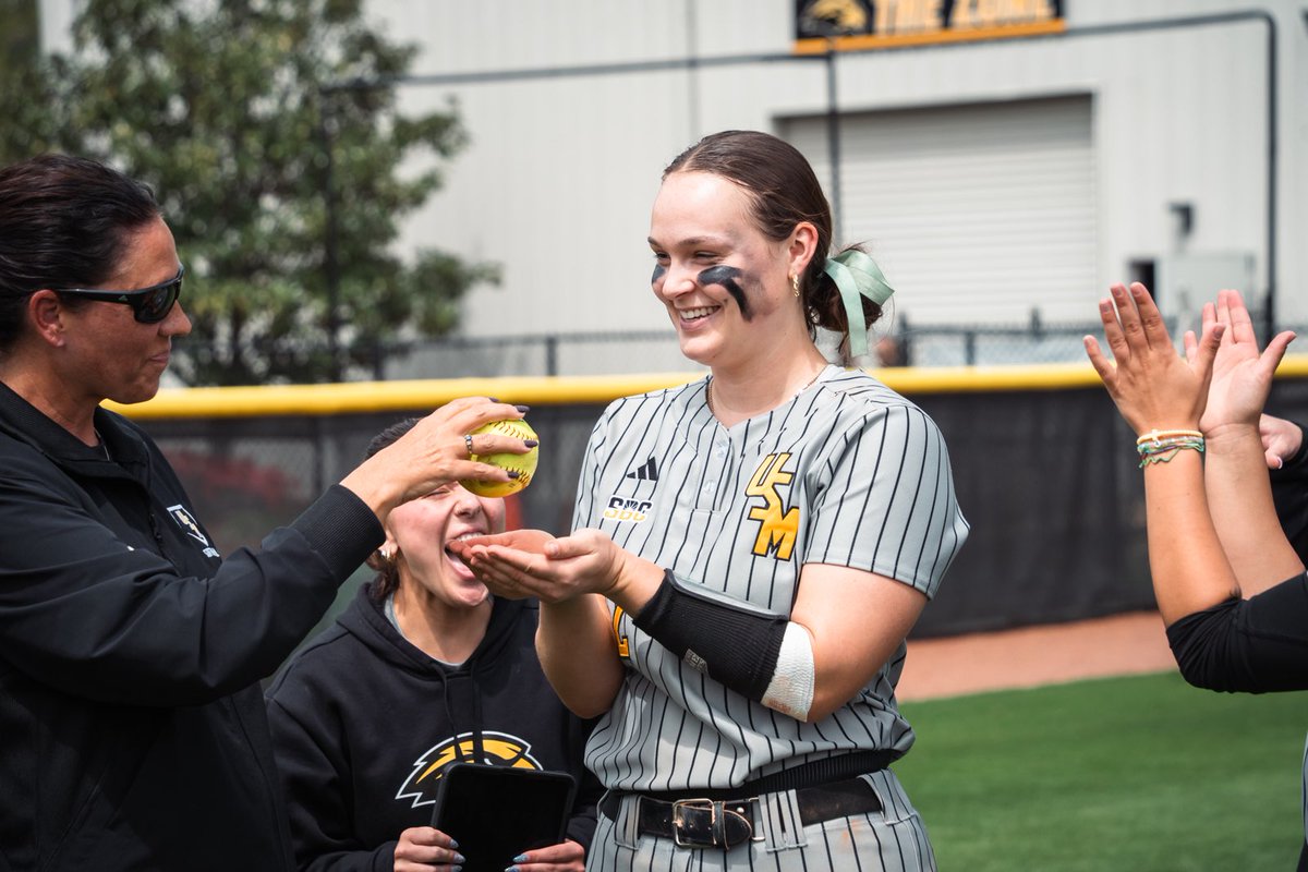 To: Hannah 𝙏𝙝𝙖𝙣𝙠 𝙔𝙤𝙪 From: Southern Miss Softball