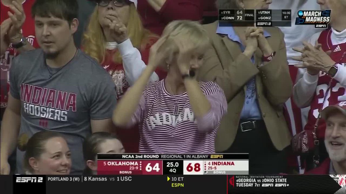 The sheer volume in Assembly Hall after these two HUGE plays by Indiana Women’s Basketball. 🤯🔊 📺: ESPN2