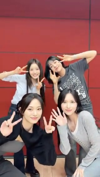 #Sieun #Yoon❤‍🔥#MINA #TZUYU #TWINFLAME 💥 Listen ONE SPARK ❤‍🔥 Listen With YOU-th STAYC(스테이씨) #TWICE #트와이스 #미나 #쯔위 #STAYC #스테이씨 #시은 #윤 #WithYOUth #ONESPARK