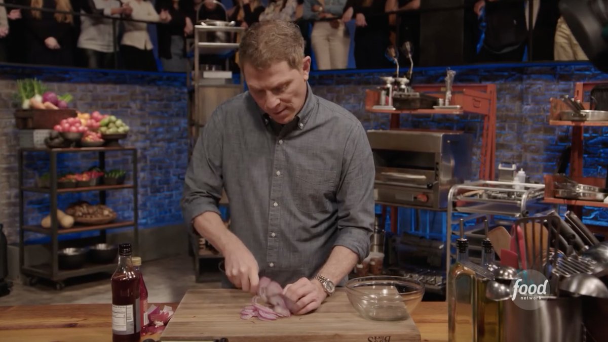 With Bobby Flay's technique, you can have perfectly pickled onions in a matter of minutes, not hours! 🧅 Watch #BeatBobbyFlay, Thursdays @ 9|8c!
