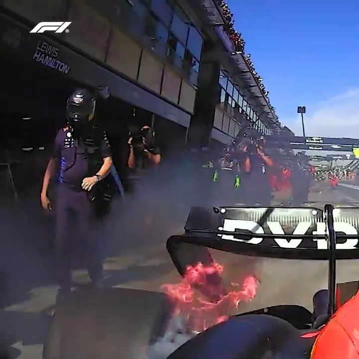 Up close with Max's fiery brake issue 🔎🔥 Catch up with the most dramatic moments in Melbourne from onboard with the drivers 🎥 #F1 #AusGP Qatar Airways #DriventoPerfection