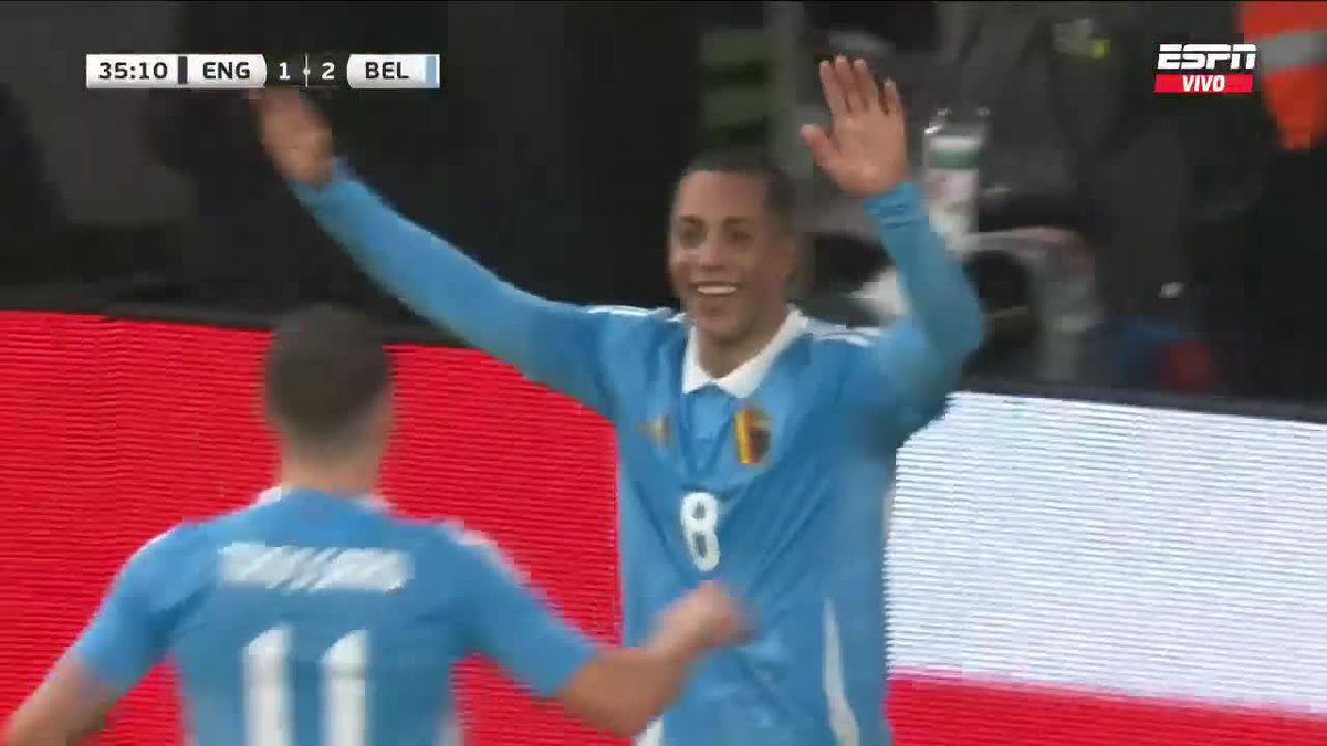 🔥🇧🇪 Una LOCURA la asistencia de Romelu Lukaku para el segundo gol de Bélgica sobre Inglaterra.