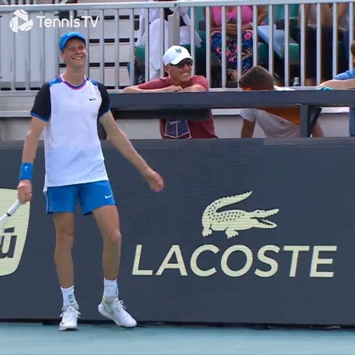 Friendly fire 🥜🤣 Jannik Sinner hits his physio with a wayward return... 😆 #MiamiOpen