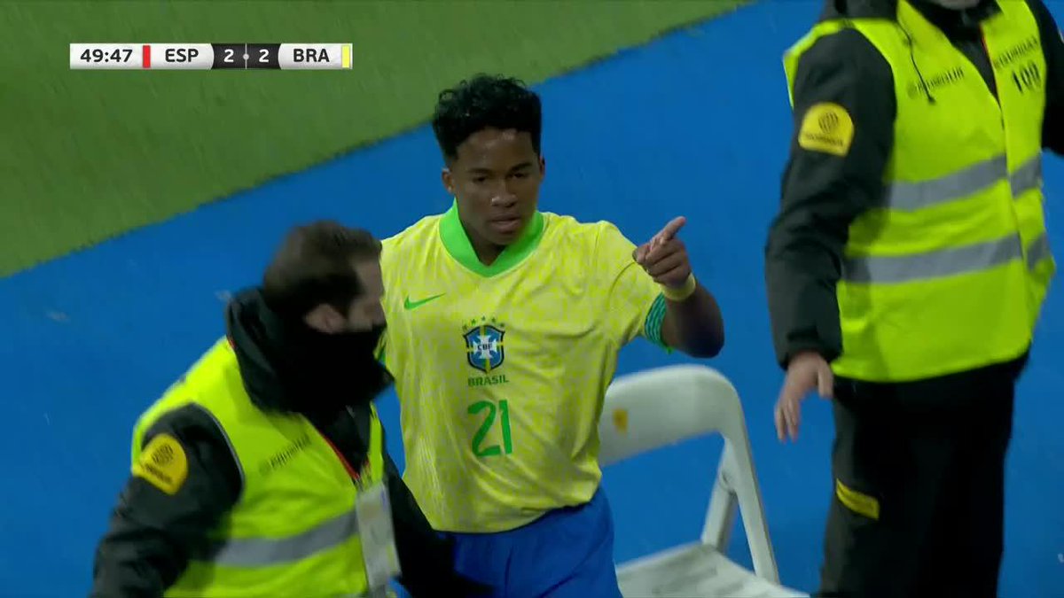 🤯🇧🇷 ENDRICK A LOS 5 MINUTOS DE SU INGRESO EN EL SANTIAGO BERNABÉU. 17 AÑOS. 💎