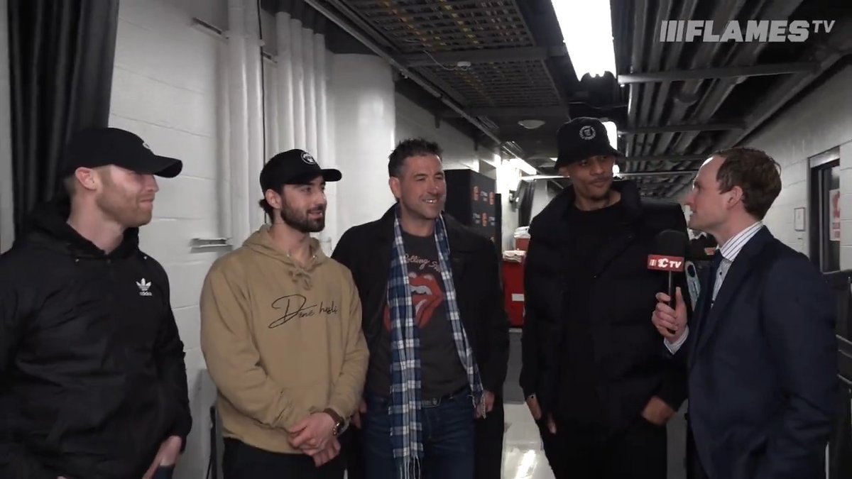 The Sudbury Blueberry Bulldogs are in the house! Brendan Parker caught up with the cast of Shoresy prior to puck drop in Chicago.