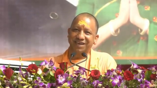 मथुरा और वृंदावन की गलियां भी इंतजार तो कर ही रही होंगी...