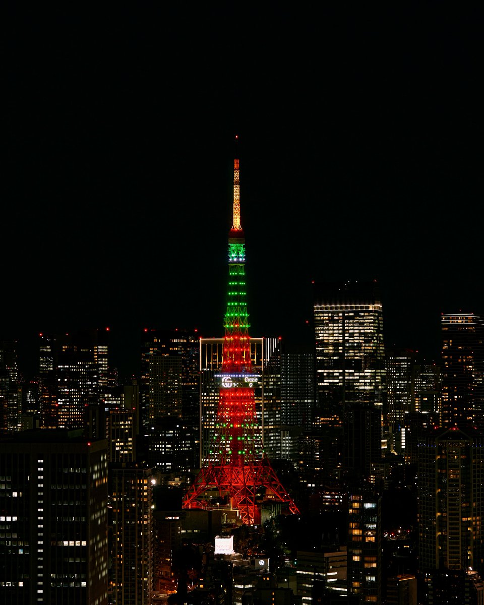 Lighting up the Tokyo Tower to celebrate 60 years of #Gucci60YearsInJapan