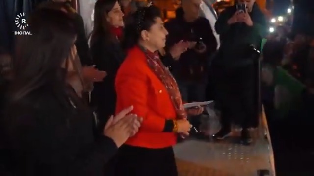 Leyla Zana Batman'da konuştu: "Biz ne muhalefetten ne de iktidardan tarafız. Biz üçüncü yoluz. Biz biziz biz!"