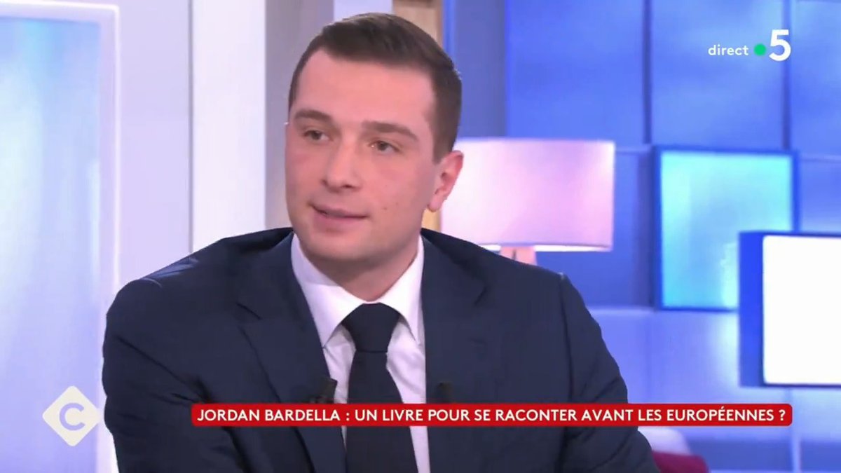Les Français veulent savoir comment la politique se passe de l'autre côté du rideau, comment on la vit de l'intérieur : je compte leur dire dans un livre qui sortira après les #Européennes2024. #CàVous