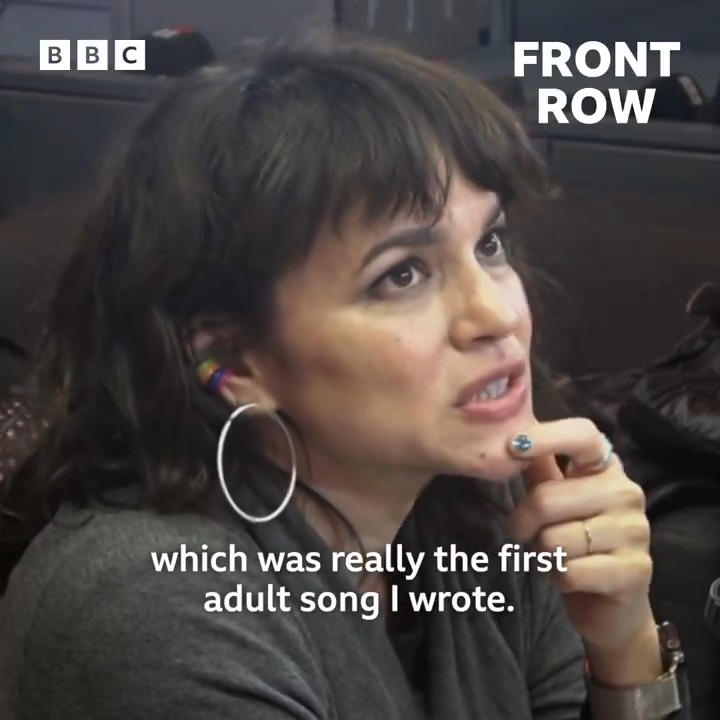 ‘The success of Come Away with Me was bananas.’ Norah Jones talks to Nick Ahad about writing one of the most successful albums of all time and her brand new album Visions. Catch up with the interview and her live performance for Front Row on BBC Sounds now 🎧