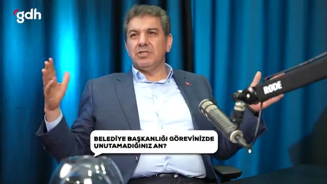 gdh'a konuk olan Esenler Belediye Başkanı @mt_goksu'ya en'lerini sorduk. 💢 En zor yanı? 💢 En çok dinlediği şarkı? 💢 Canı sıkkınken en çok ne yapar? 💢 Fıstıklı mı cevizli baklava mı?