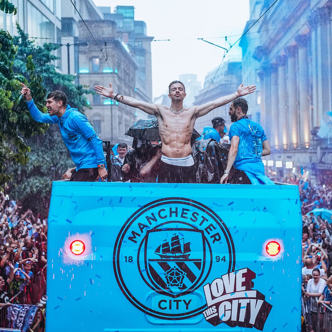 "Let's go, let's go, let's go!" 🗯️ The lads watch the Together: Treble Winners trailer for the very first time! 👀🎬 Only on Netflix, from April 2 ⏳