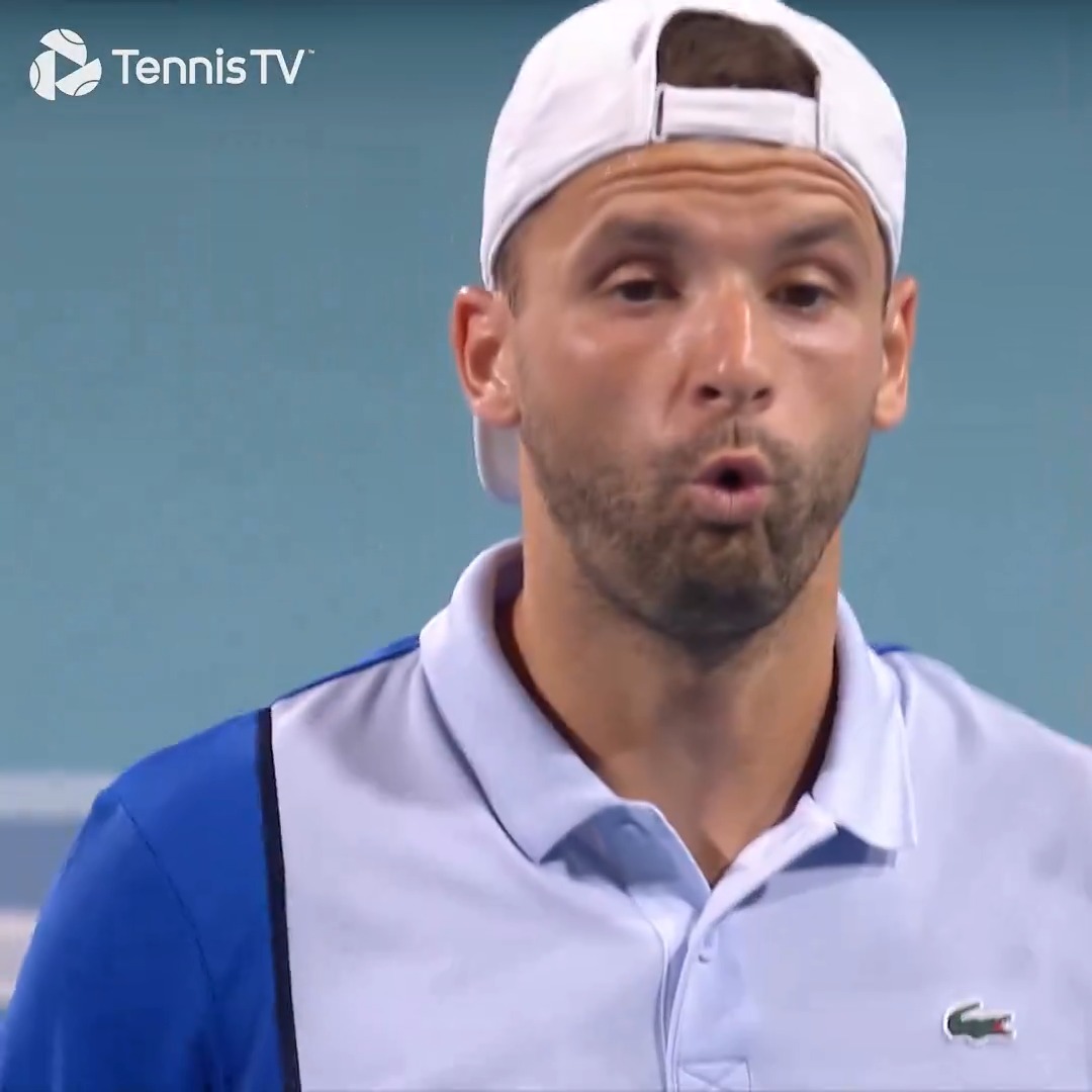 Grigor Dimitrov pulls off an incredible drop volley against Alcaraz. Lightning fast reflexes. Baby soft hands at the net. Grigor Dimitrov, ladies &amp; gentleman. 🇧🇬