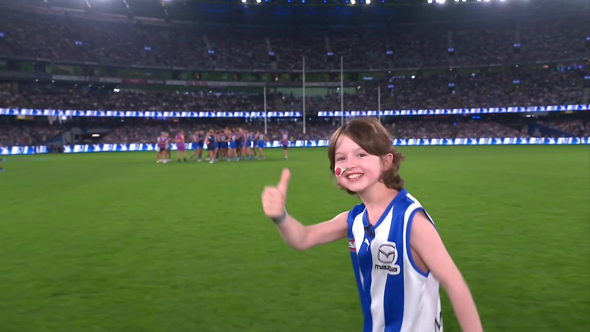 Imogen Mulgrew's coin toss was maybe the sweetest thing we've seen. Imogen is currently undergoing her two and a half year treatment plan for leukemia. This is why we play ❤️