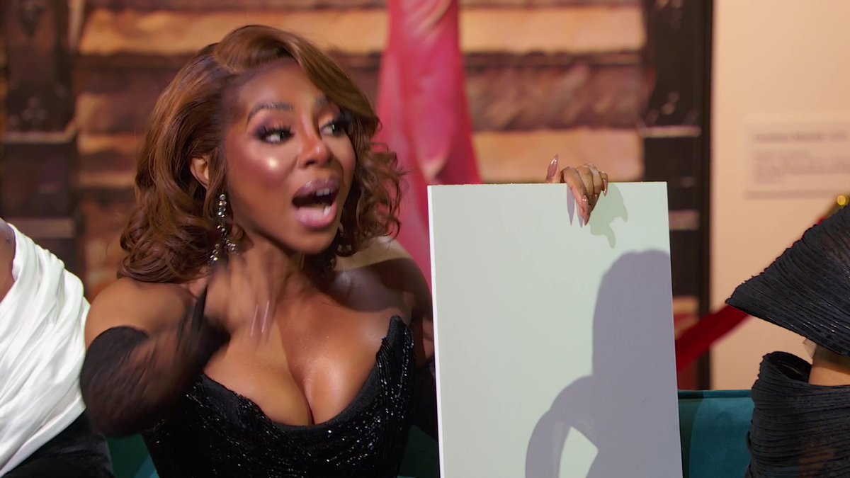 Candiace’s mouth and dangerous online behavior is what ultimately got her fired. She had a chance to make peace with Gizelle and apologise for her nasty comments, but she didn’t. So enjoy life after Housewives. #RHOP