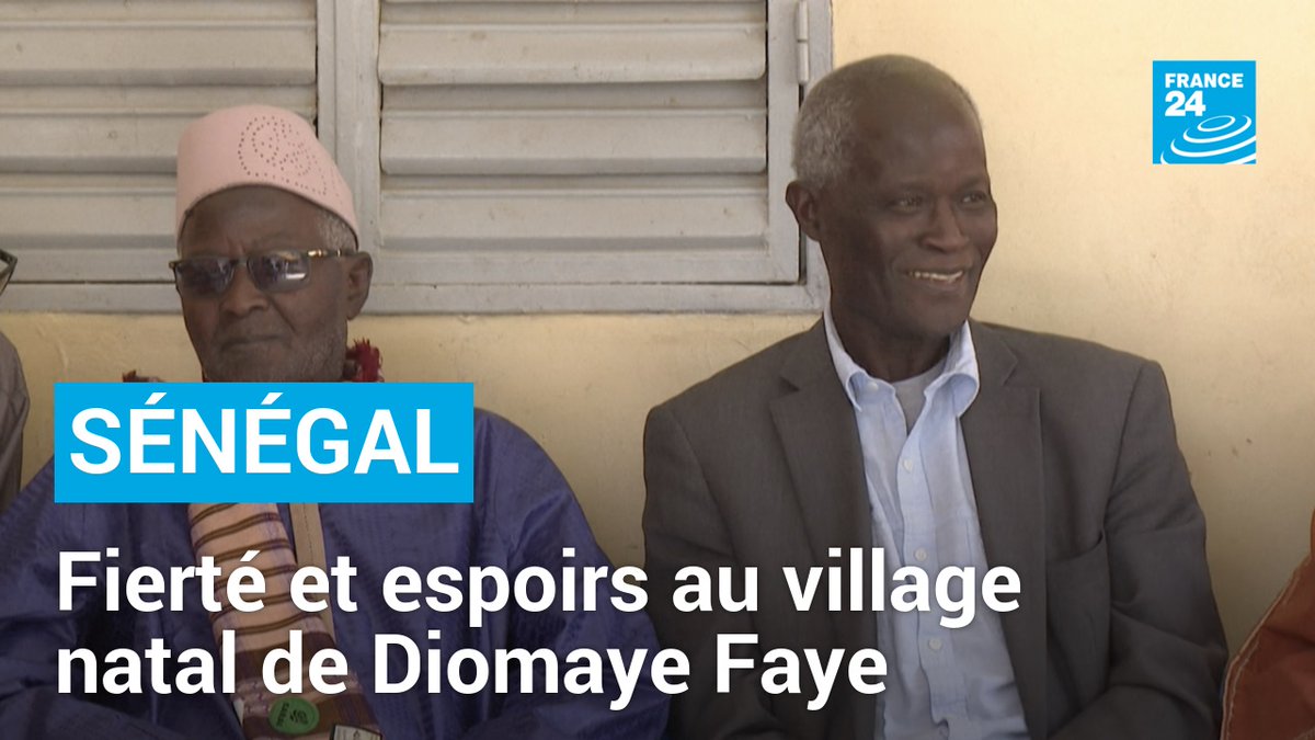 À #Ndiaganiao, village reculé du #Sénégal 🇸🇳, on afflue des quatre coins du pays pour féliciter le père du prochain président sénégalais, Bassirou Diomaye Faye. "Nous sommes contents et fiers" dit Samba Faye qui a demandé à son fils de "faire tout pour satisfaire les Sénégalais"