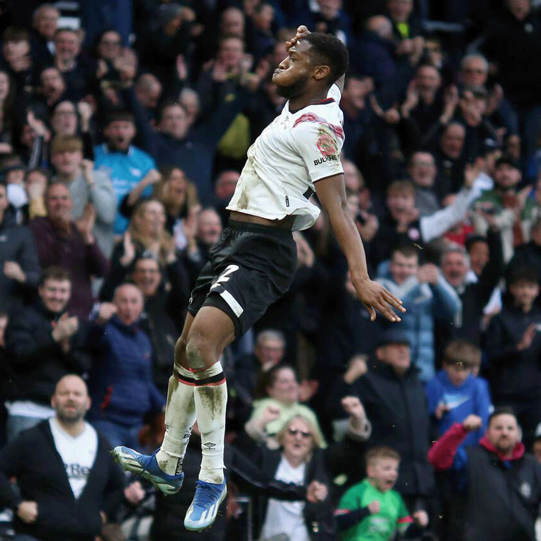 Sensational from Ebou Adams! 🤤 #DCFC
