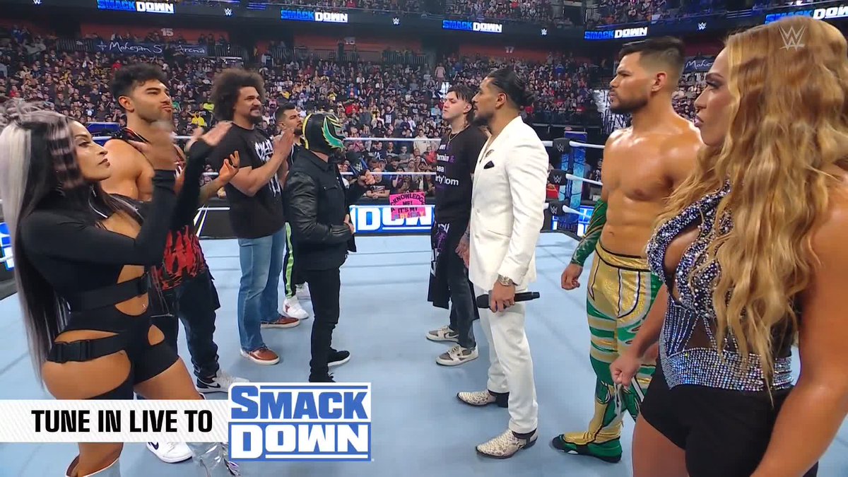 HERE WE GO! 😏 ♛Rey Mysterio❔ just challenged Dominik and @EscobarWWE to a TAG TEAM MATCH at #WrestleMania! His partner? The newest member of LWO: Dragon Lee 🫨🇲🇽 WE NEED THIS TO HAPPEN!!! #SmackDown