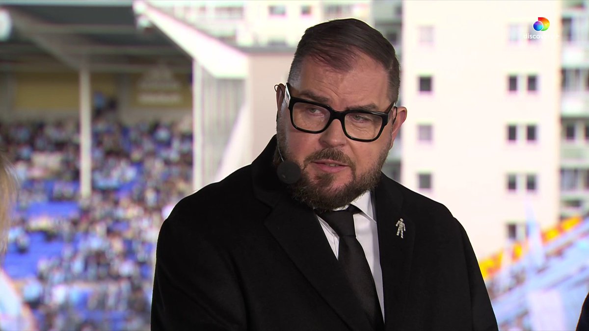 🗣 "Morsan kan träna det här laget. Om Rydström skulle försvinna så är inte det hela världen. Ingenting kan ändra det här laget från att vinna guld. Det finns ingen chans." Alexander Axén om storfavoriten Malmö FF Se Allsvenskan på