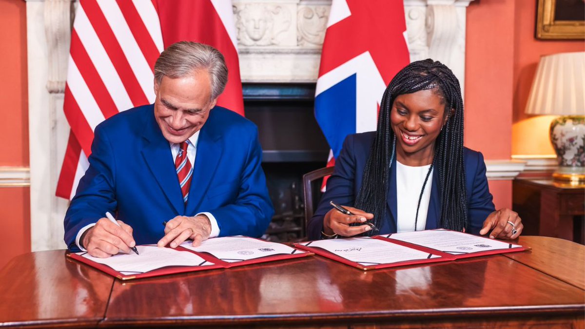 Proud to travel to London earlier this month to strengthen Texas’ economic partnership with the U.K. This trip bolstered the enduring bond between Texas and the U.K. Together, we will continue to build a brighter economic future for generations to come.