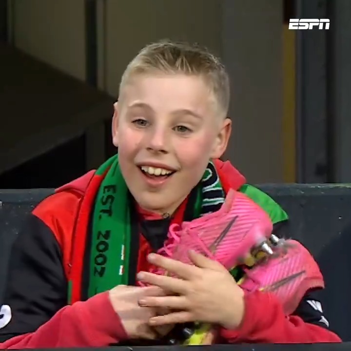 Small effort, big gesture ❤️ 👏 N.E.C. Nijmegen