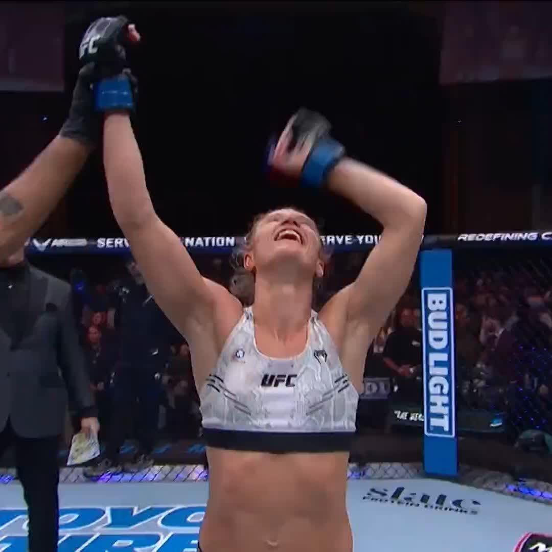 🚨🚨 MANON FIOROT S'IMPOSE ET GAGNE SA PLACE POUR LE TITRE 🇨🇵🏆 DÉCISION UNANIME. 5 ROUNDS À 0 🤯