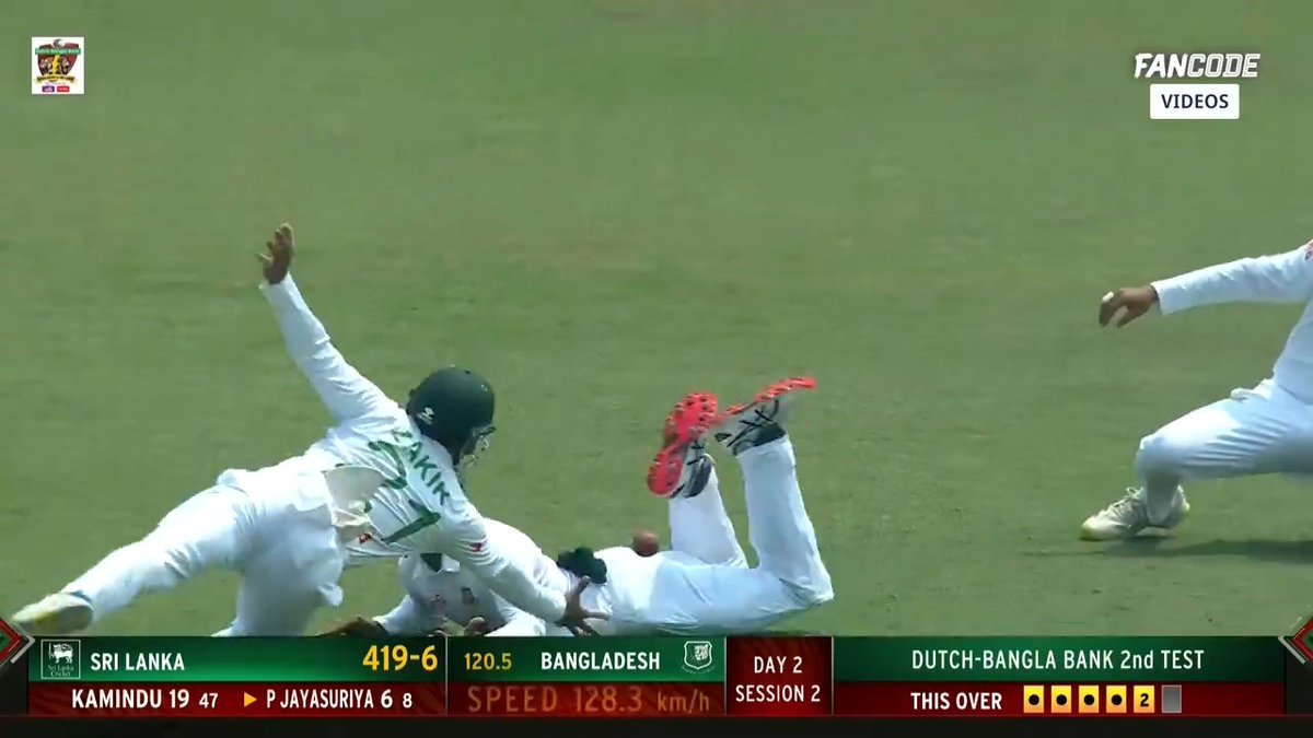 Juggling act ft. Bangladesh team. 🤹♂️
