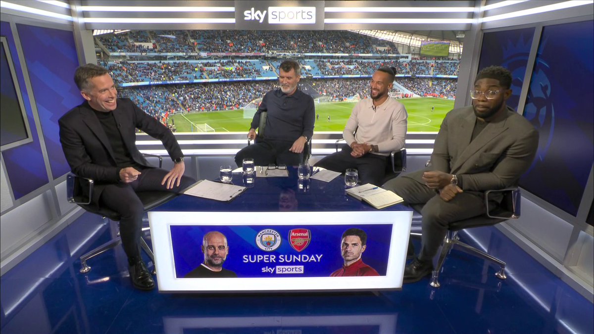 "You're worried, aren't you" 😂 Theo Walcott calls out Micah Richards 👀