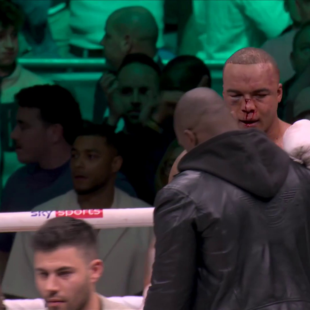 WHAT. A. FIGHT. 🤯 How good was that... who wins it? 😮‍💨 #WardleyClarke