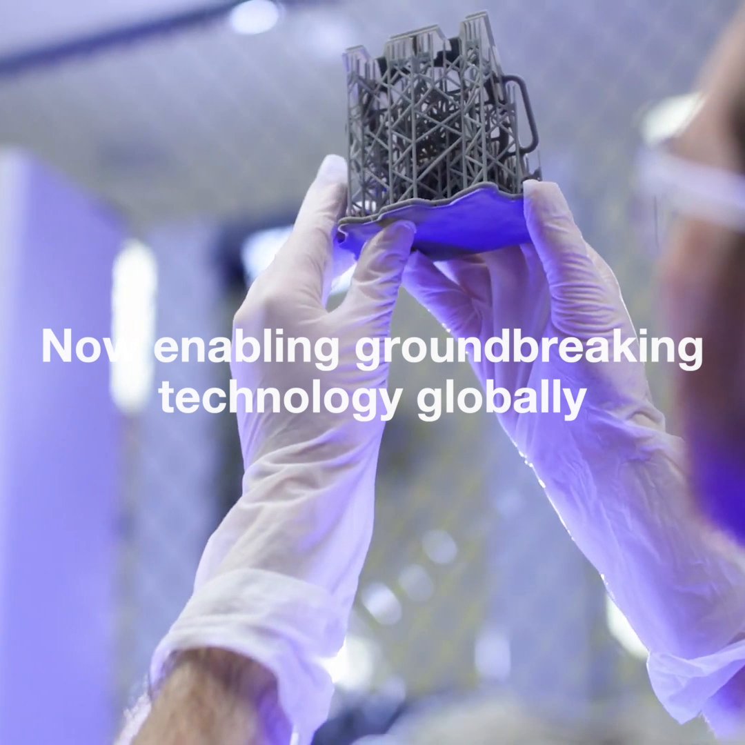 From our humble start in Eindhoven, the Netherlands, to driving microchip advancement worldwide, today we celebrate our 40th birthday and mark four decades of powering technology forward with you. 🎉 Share your most memorable ASML moments below!