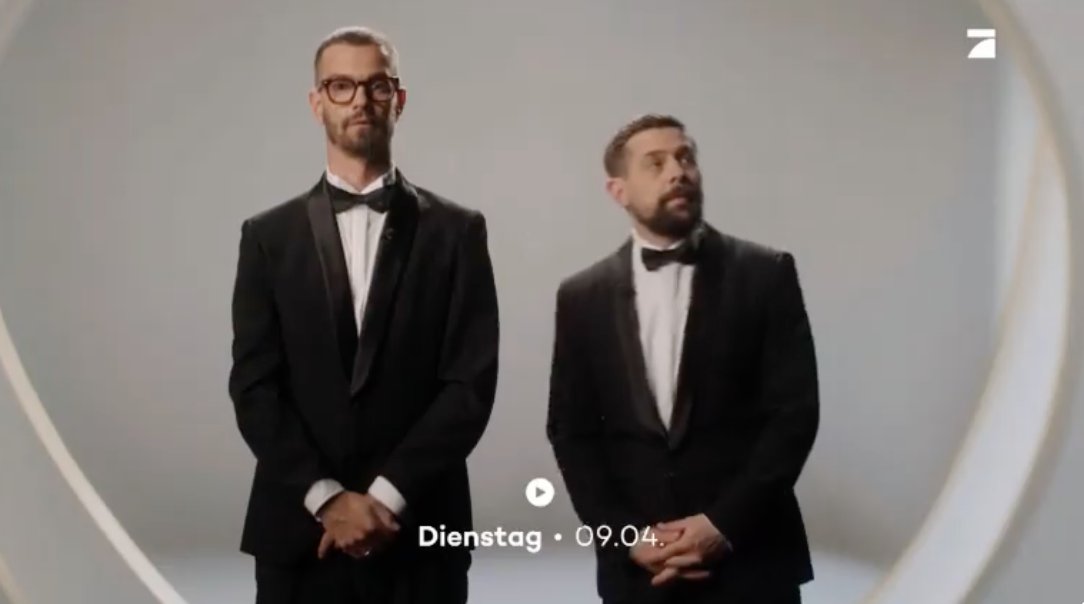20 Siege für Joko & Klaas. 28 Triumphe für uns. ProSieben-Chef Hannes Hiller: "Wer 50 Mal den Mut beweist, gegen einen ganzen Sender anzutreten, dem erfüllen wir zum Jubiläum auch einen außergewöhnlichen Wunsch." #JKvsP7-Jubiläumswochen. Ab 9. April.