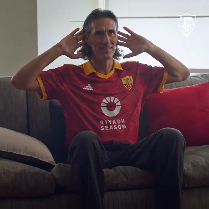 📼 Un viaggio nel passato, fino alle origini 🐺 🟡 ASR Origins Jersey 🔴 #ASRoma adidas Football