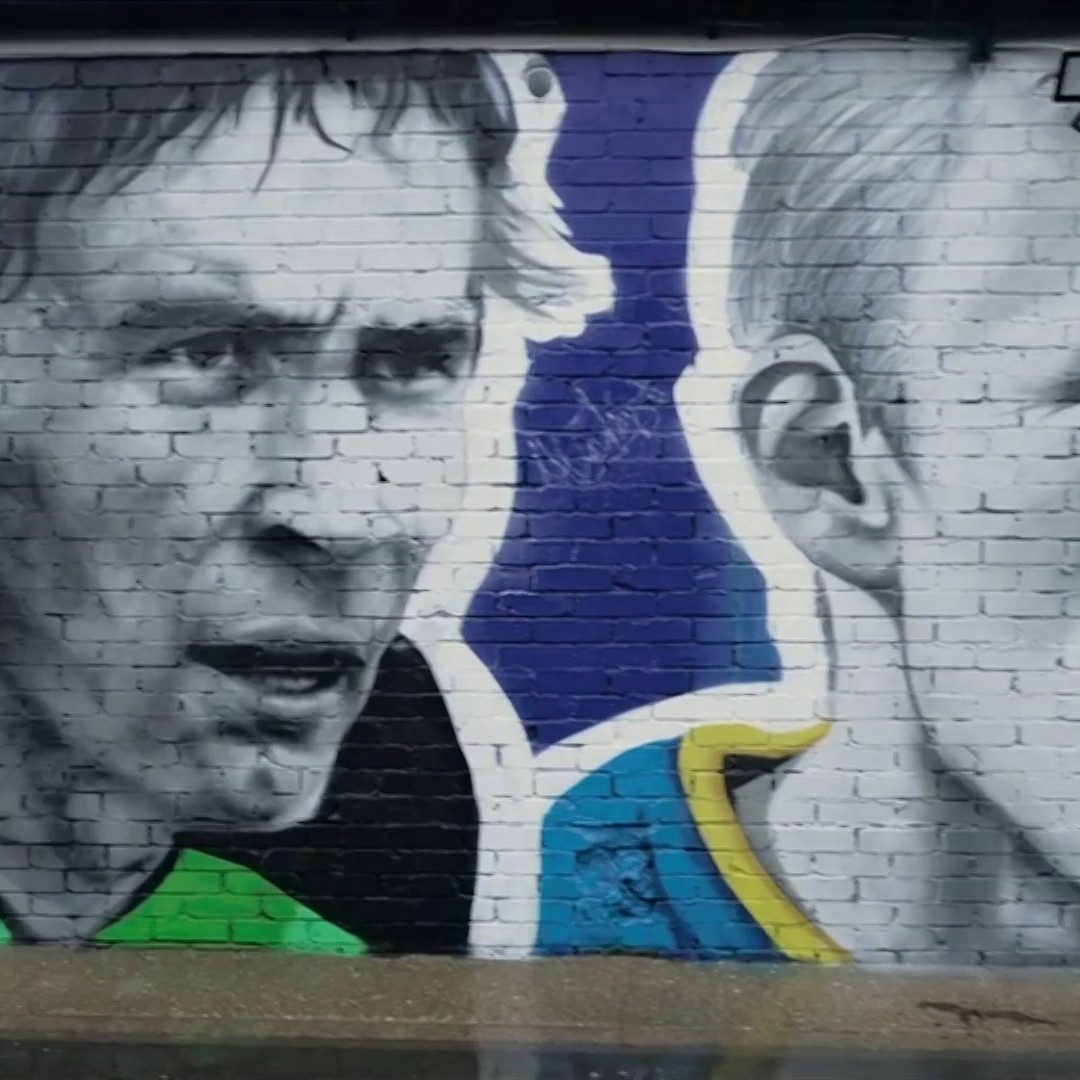 Eye spy, Paul Merson! 👀 Pompey's Super Six were chosen by Portsmouth supporters to feature on a new street art mural at Fratton Park 💙