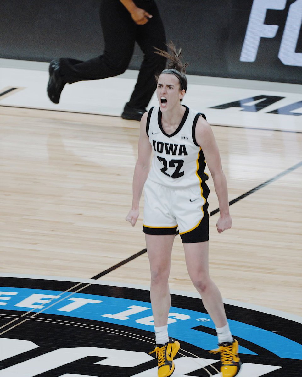𝗝𝘂𝘀𝘁 𝗥𝗶𝗱𝗶𝗰𝘂𝗹𝗼𝘂𝘀 🤯 41 PTS 12 AST 9 3FG 7 REB Caitlin Clark x #Hawkeyes