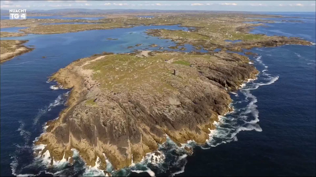 Maidhc Phoppy, pearsa mór scéalta agus ábhar barúil, básaí agus é 88 bliain d’aois.