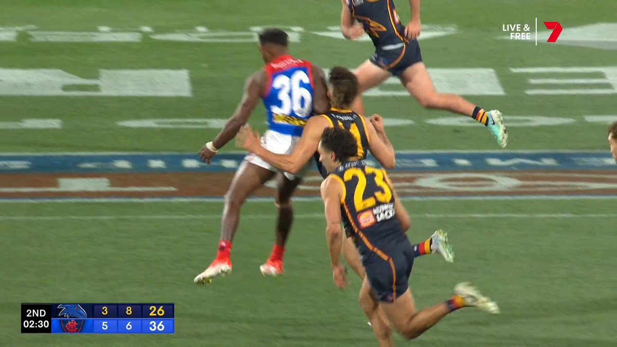 Kozzy Pickett caught Jake Soligo high here - will he face scrutiny from the MRO? #AFLCrowsDees