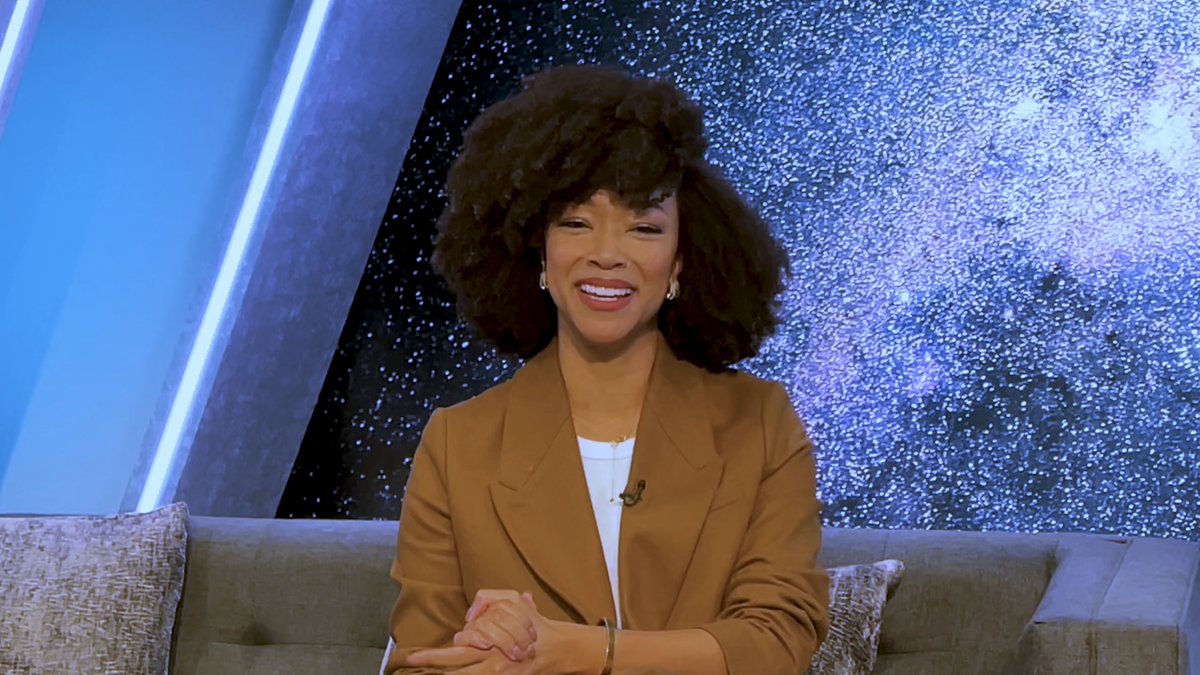 All hands! In honor of #StarTrekDiscovery's season premiere, comment with which character you would want to go on an away mission with and we'll reply with an assignment just for you.
