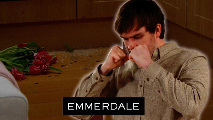 If only Belle knew! 😱 #Emmerdale