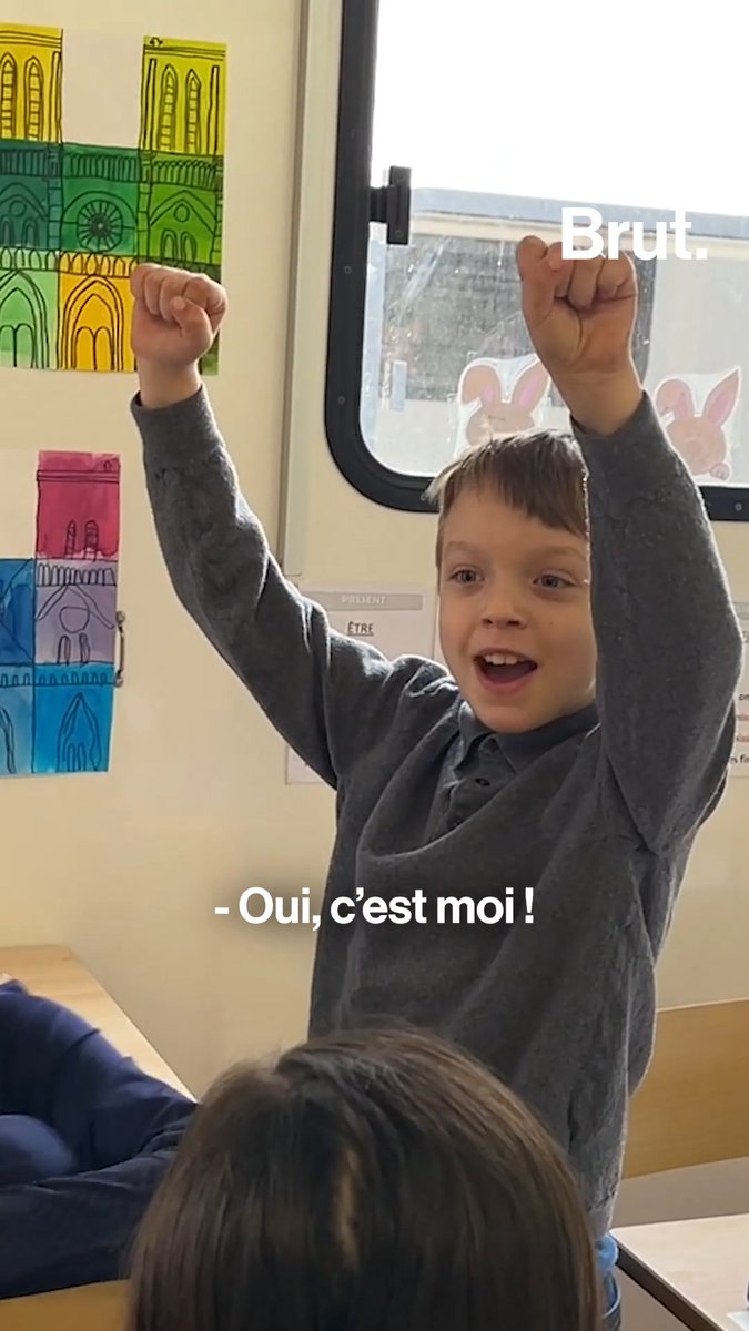 "C'est une école sur quatre roues qui se déplace dans toute la France !" Cette école, elle permet aux enfants des artistes de cirque de suivre une scolarité normale malgré leur vie hors du commun. On a passé une journée dans l'école itinérante du cirque Arlette Gruss.