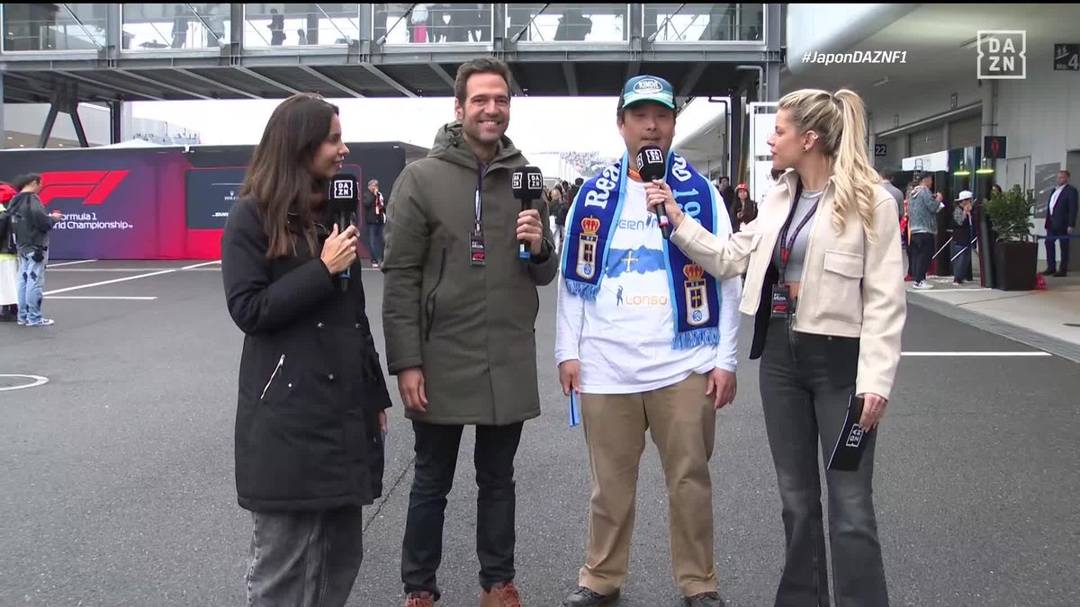 Hemos encontrado al fan número 1 de Fernando Alonso y es JAPONÉS 😍👏 Lleva 23 años aprendiendo español para hablar con Fernando Alonso y encima es del Real Oviedo ¡Qué grande! #JaponDAZNF1 🇯🇵